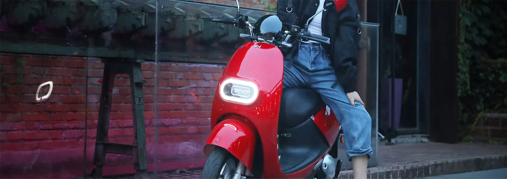 简约潮流派
骑行城市风光