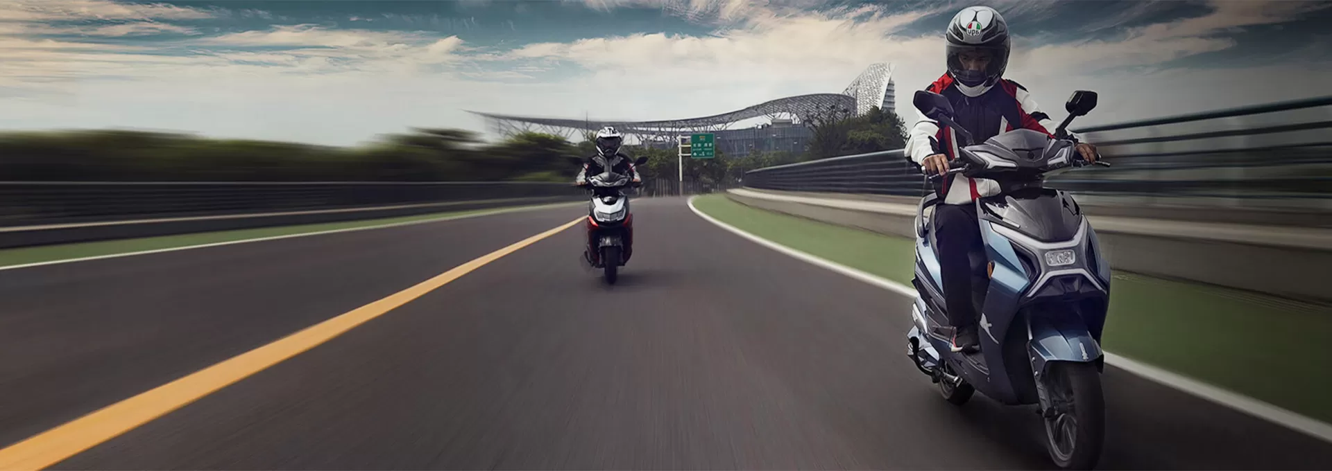 电车亦能享受速度与激情